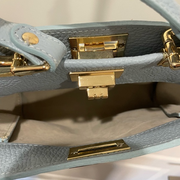 Elegant French Blue Leather Handbag - Picture 3 of 3